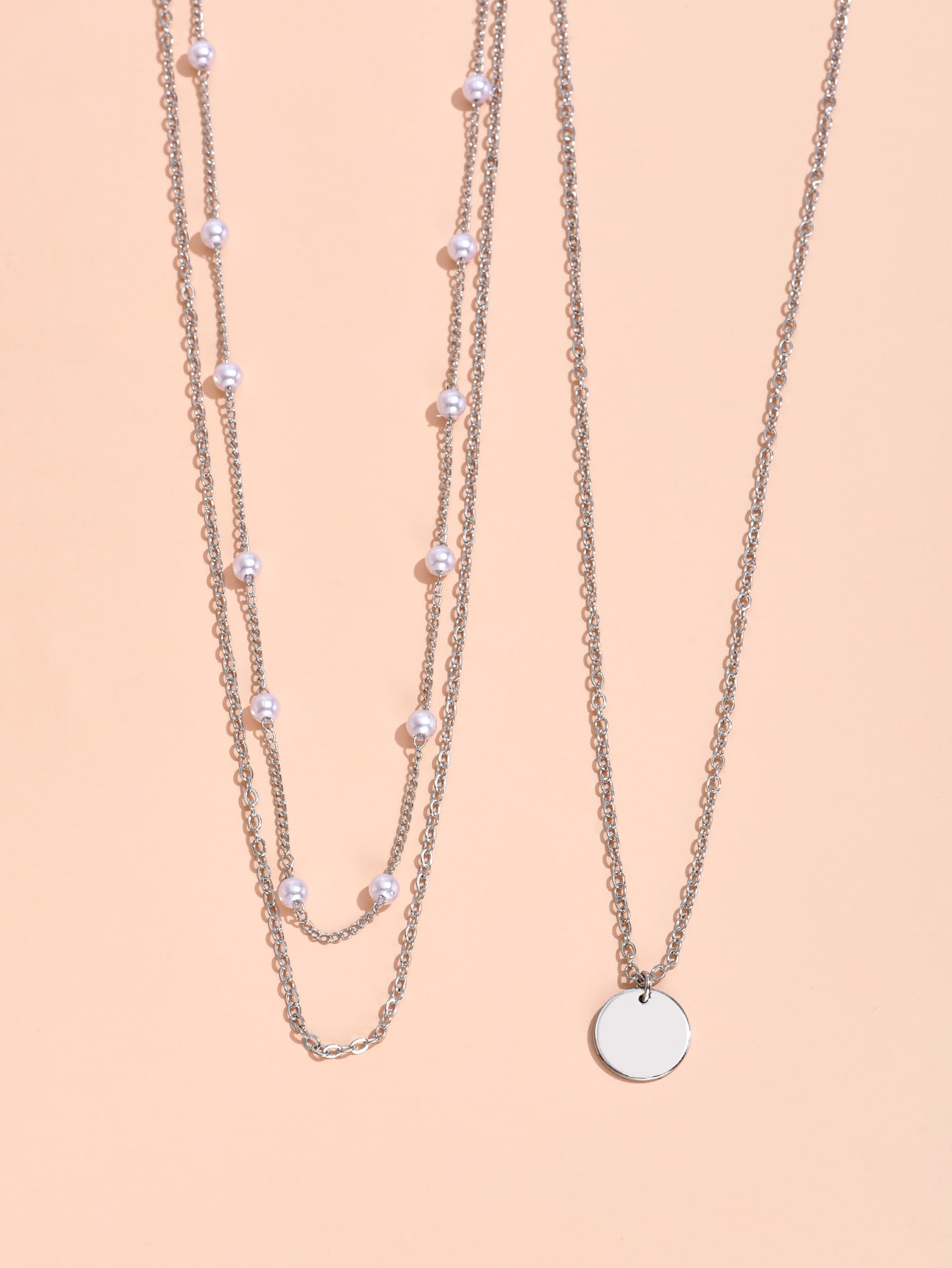 2pcs Faux Pearl Decor Round Charm Necklace